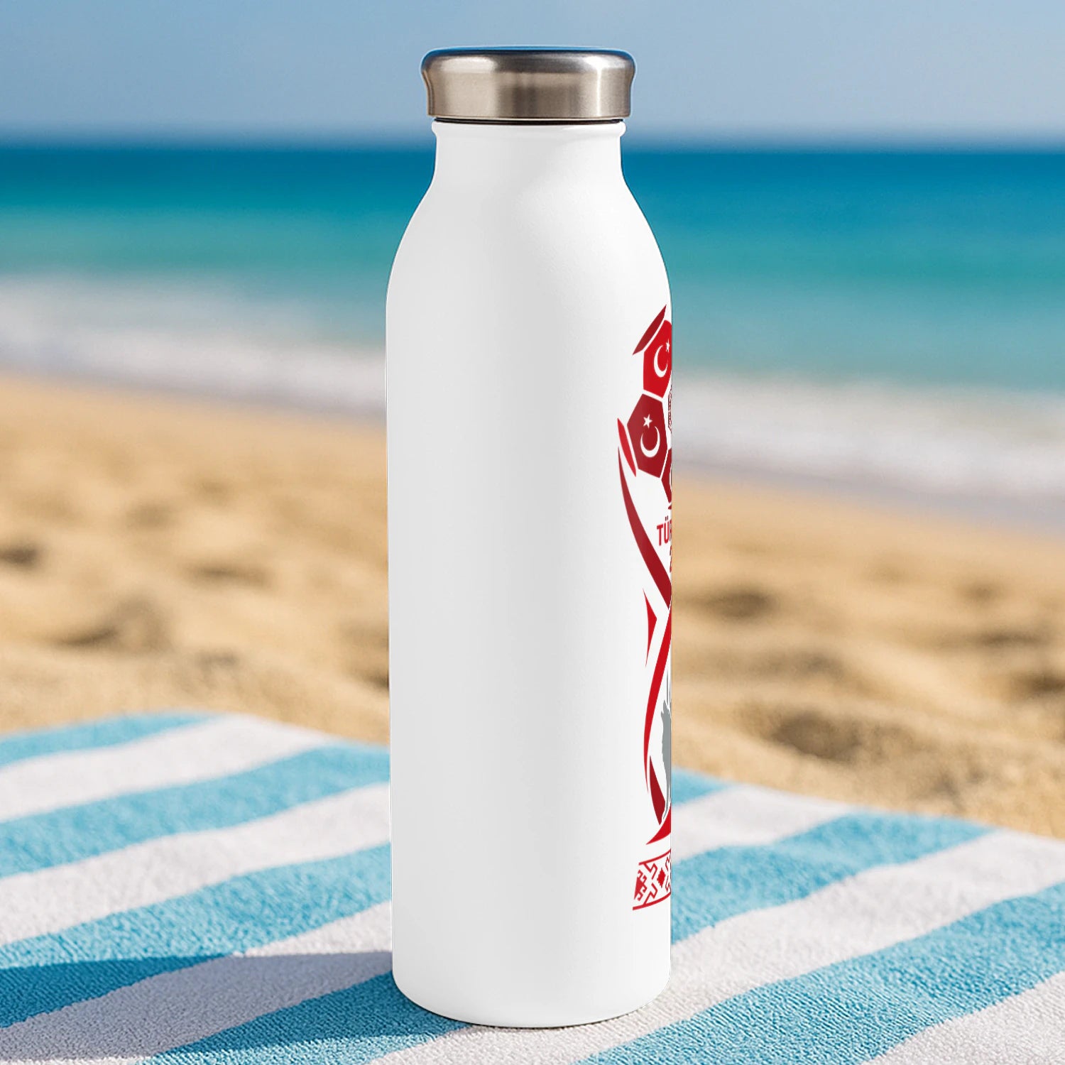 {"origin":"mayzing","colors":["White"],"sizes":["20 oz"],"isMainImage":false,"isCustomMockup":false}