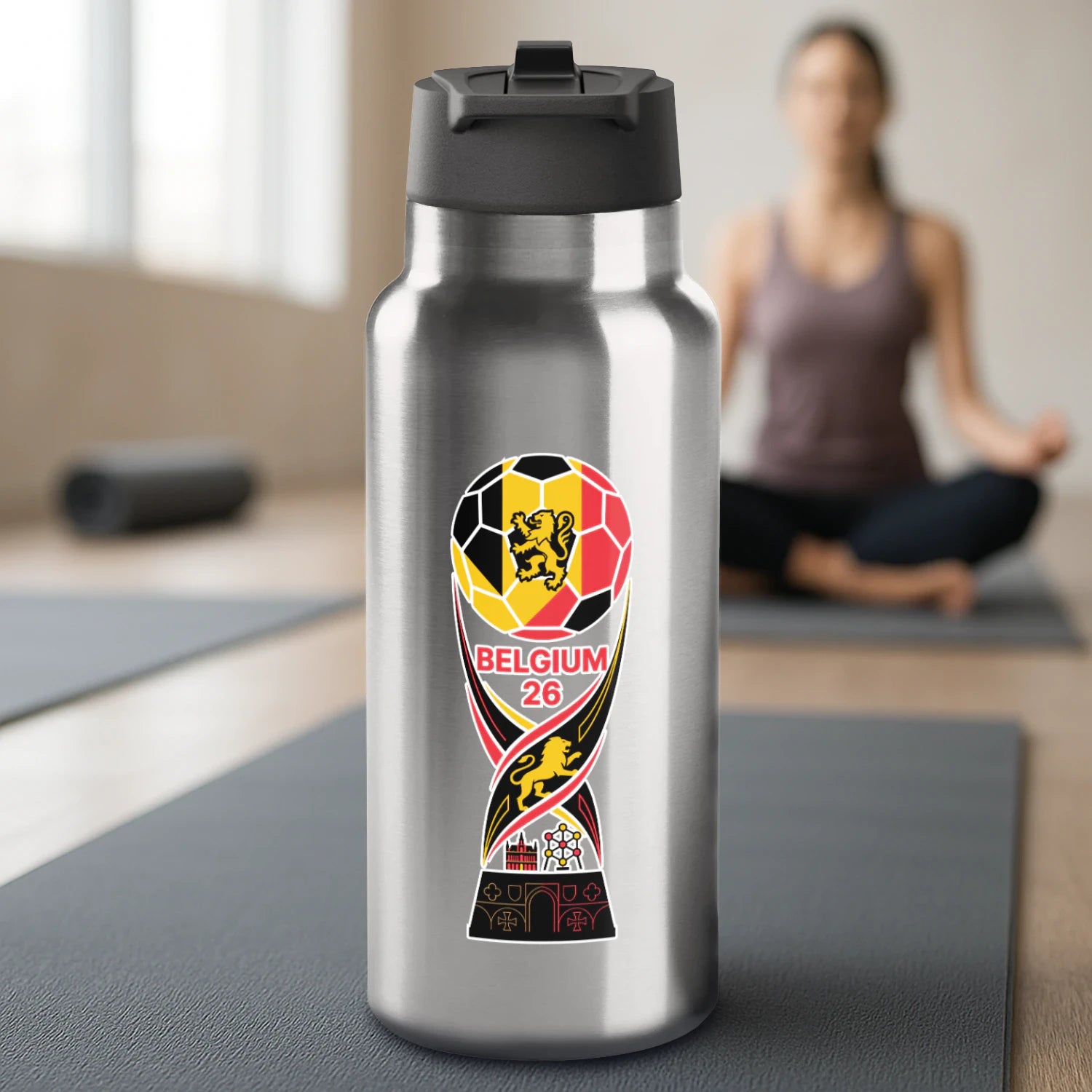 {"origin":"mayzing","colors":["Stainless Steel"],"sizes":["32 oz"],"isMainImage":false,"isCustomMockup":false}