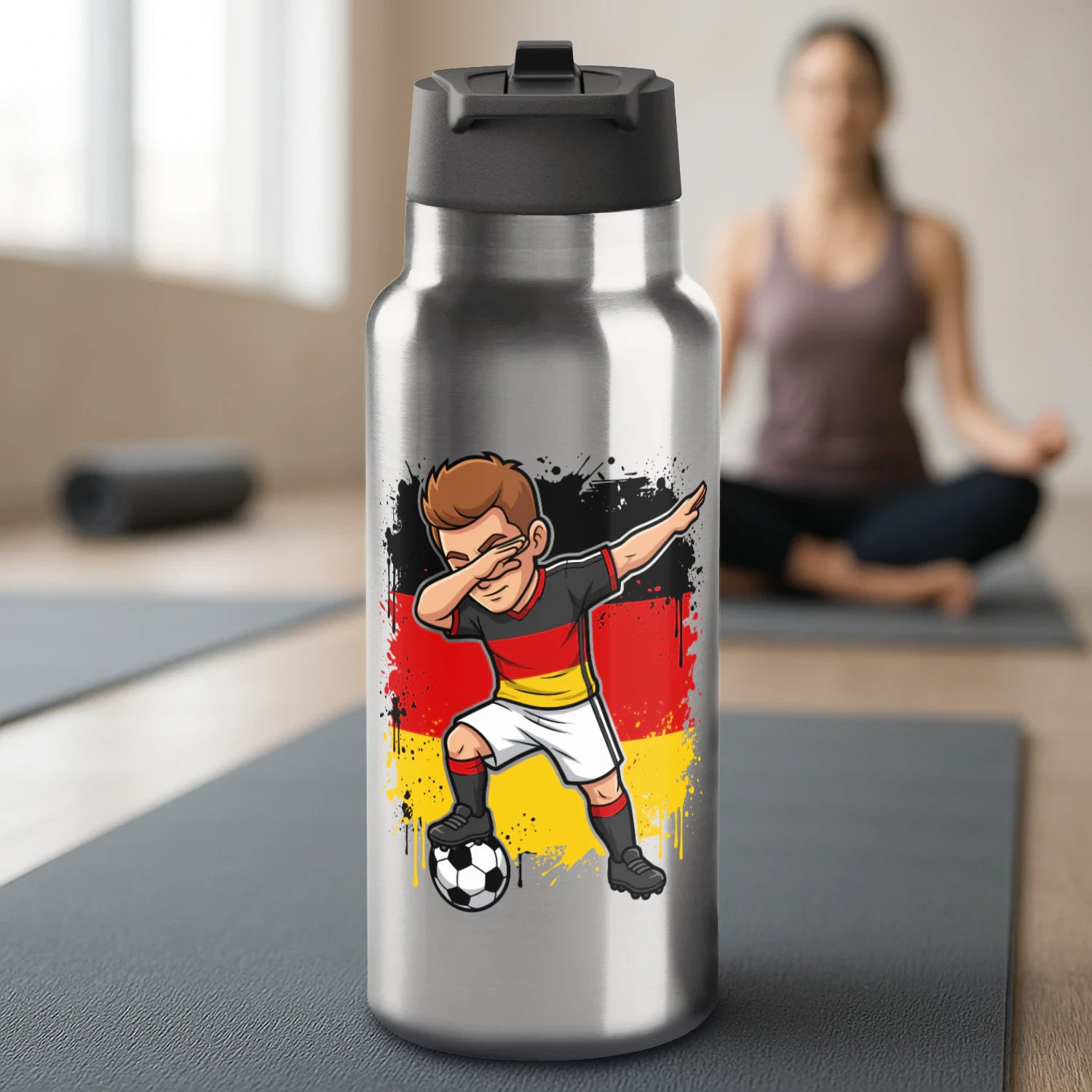 {"origin":"mayzing","colors":["Stainless Steel"],"sizes":["32 oz"],"isMainImage":false,"isCustomMockup":false}