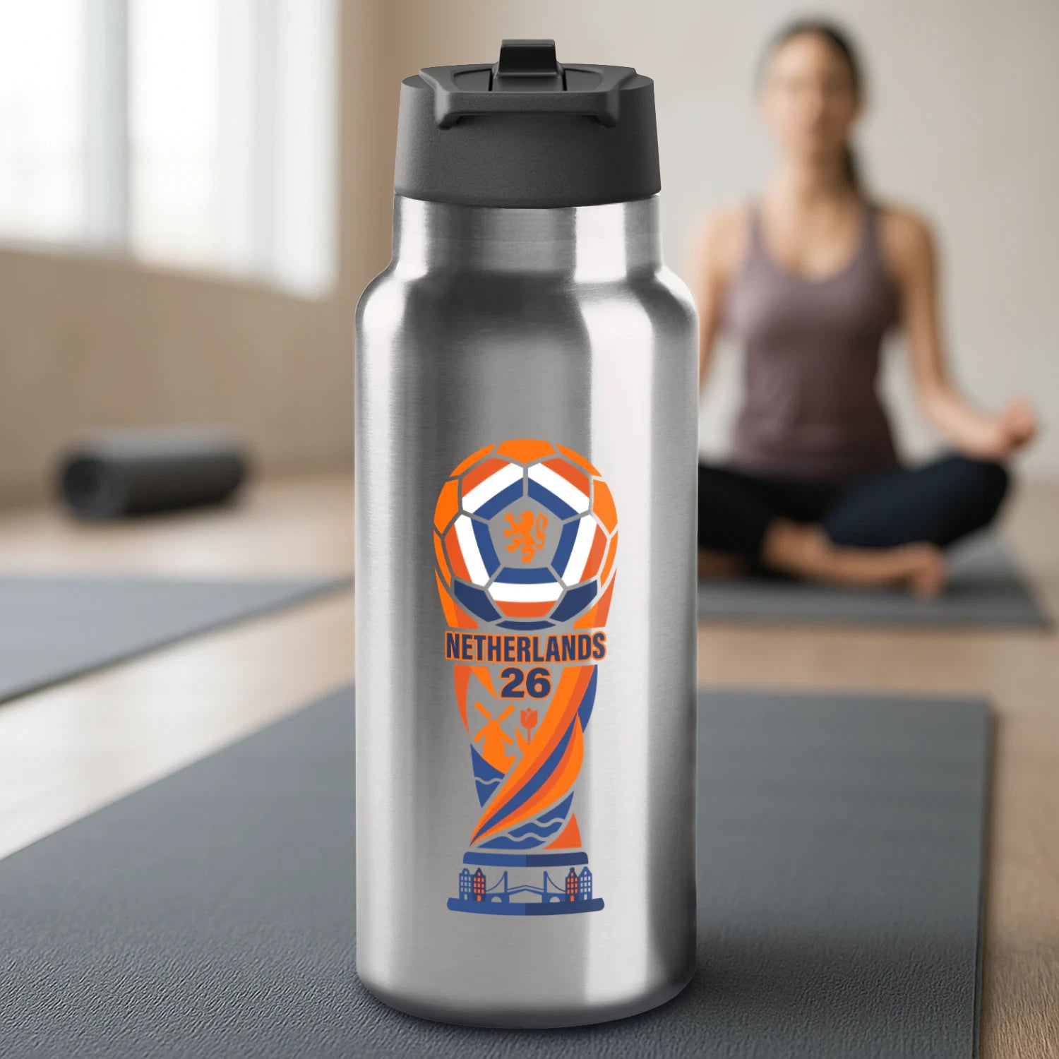 {"origin":"mayzing","colors":["Stainless Steel"],"sizes":["32 oz"],"isMainImage":false,"isCustomMockup":false}
