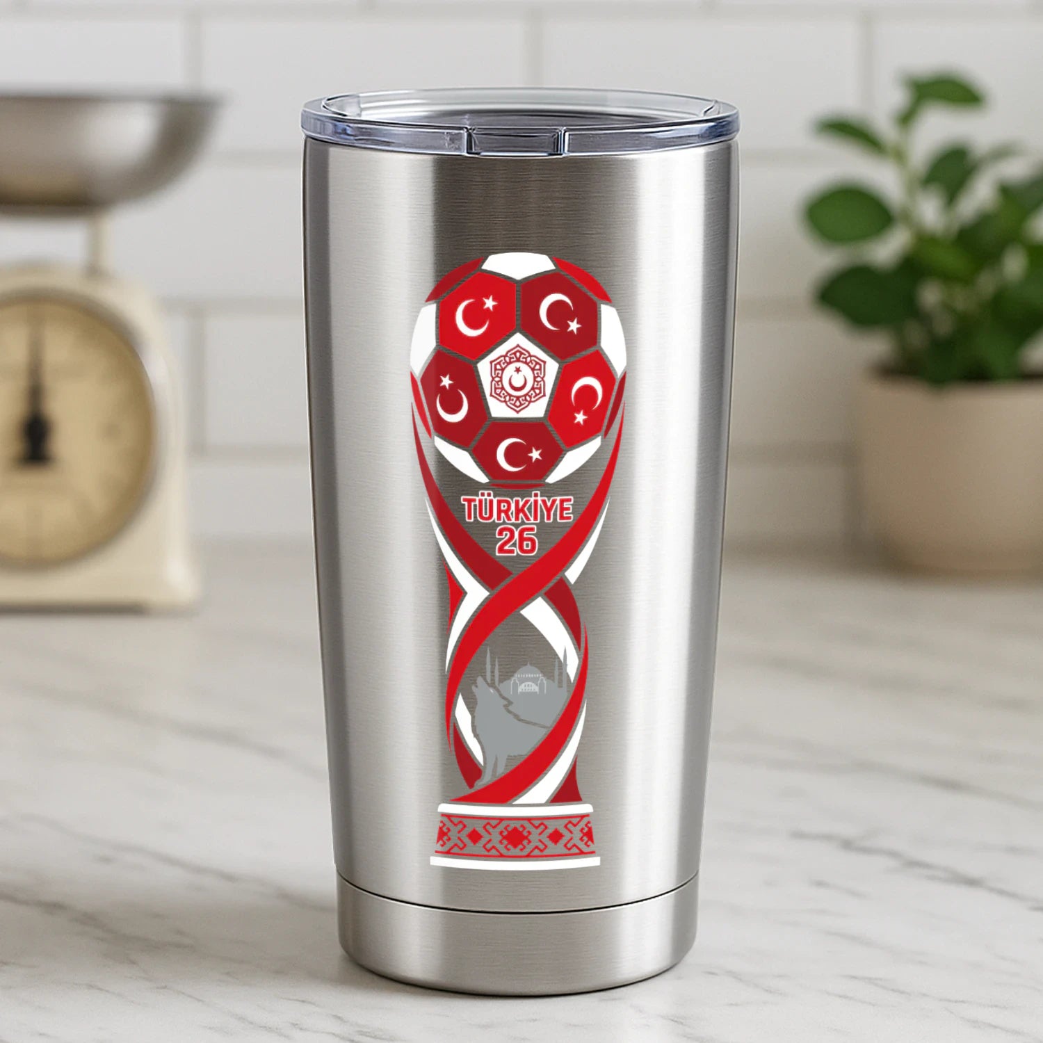 {"origin":"mayzing","colors":["Stainless Steel"],"sizes":["20 oz"],"isMainImage":false,"isCustomMockup":false}