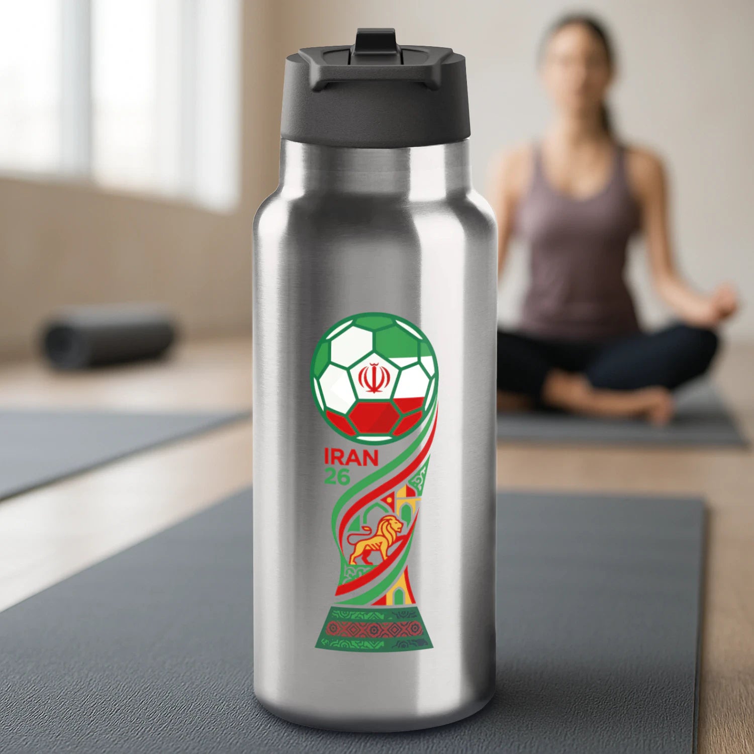 {"origin":"mayzing","colors":["Stainless Steel"],"sizes":["32 oz"],"isMainImage":false,"isCustomMockup":false}